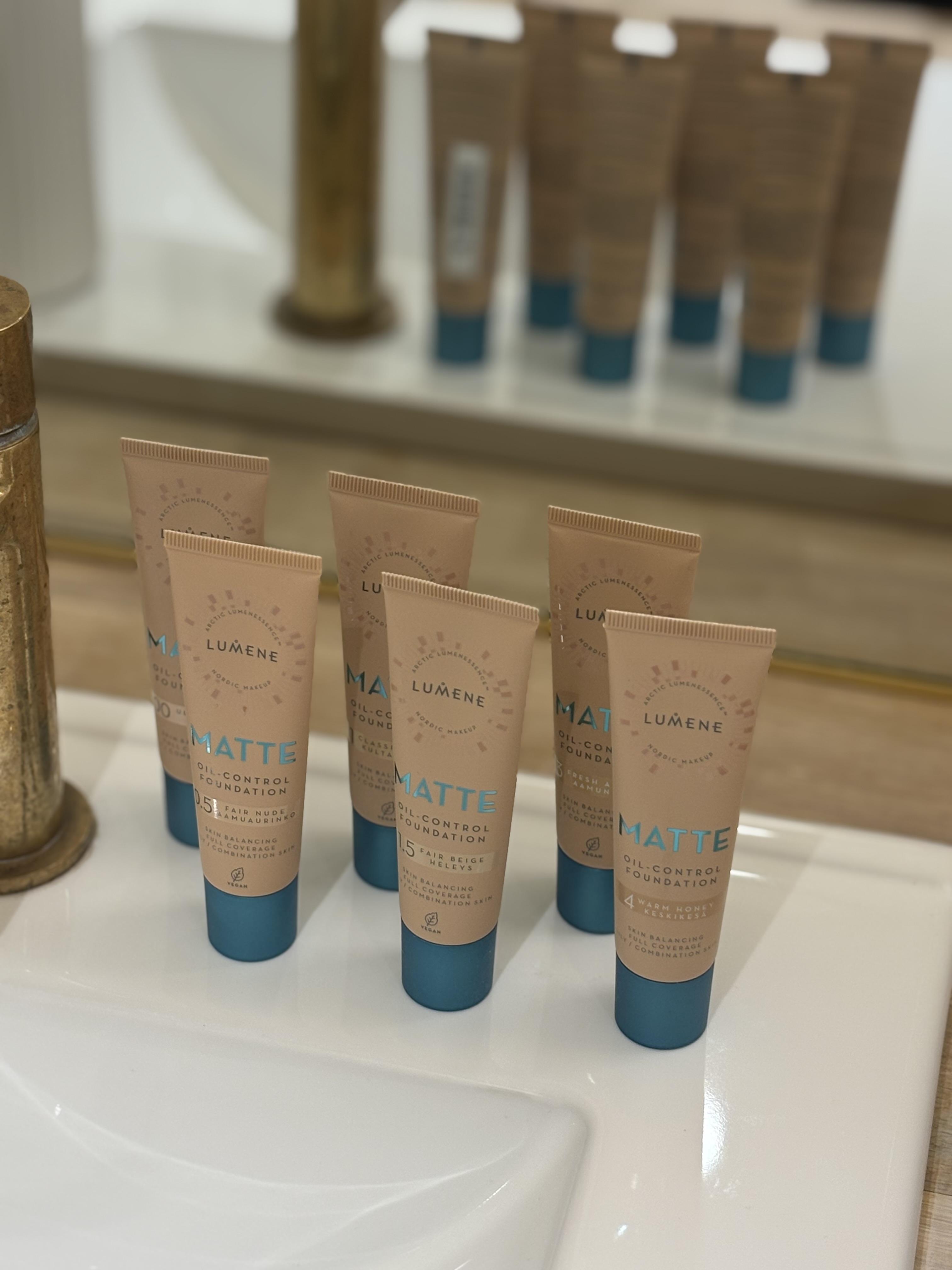 Lumene Matte Oil-Control Foundation